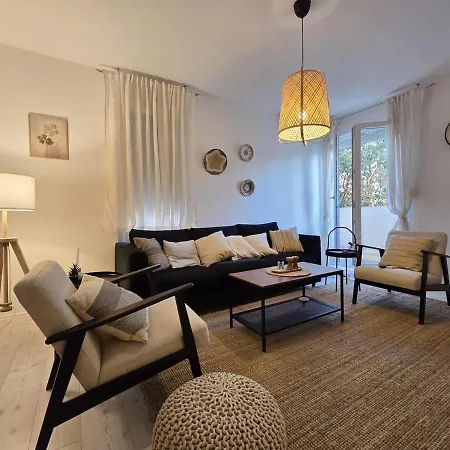 アパート Linda スプリト